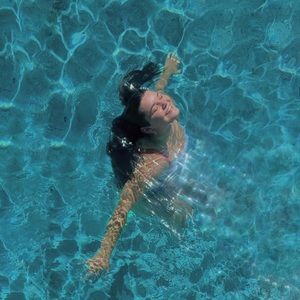 Meet your Posher, Macy